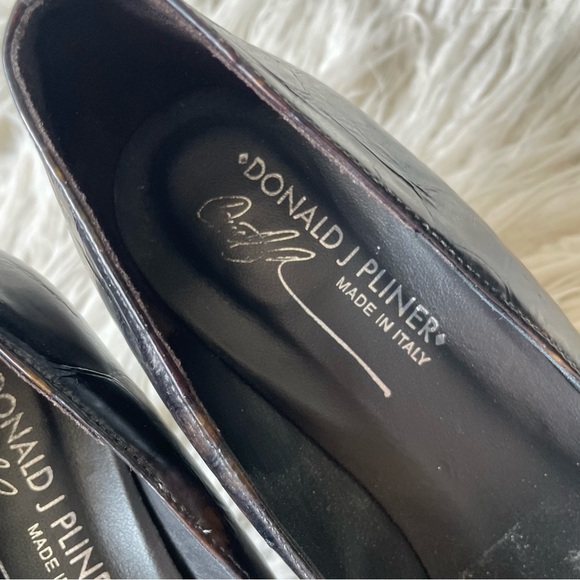Donald J Pliner Croc Embossed Patent Leather Peep Toe Curved Heel Pumps Size 7 - Picture 7 of 10